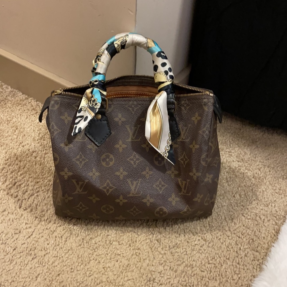 Authentic Louis Vuitton Speedy 25